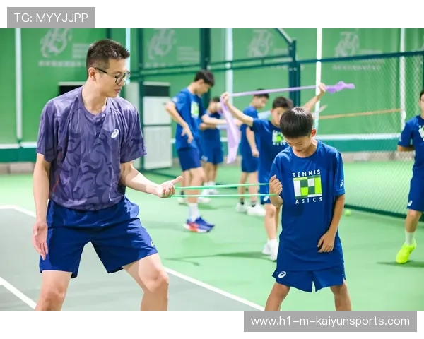 网球俱乐部开展基层青少年暑期训练营计划，暑期网球集训